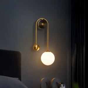 clou lavaliere wall light